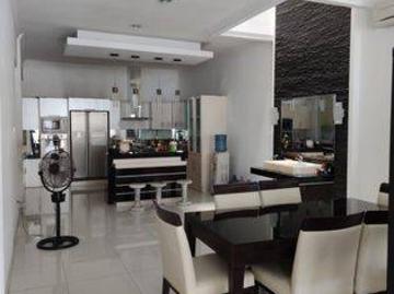Rumah dijual di Pantai Indah Kapuk, Jakarta Utara