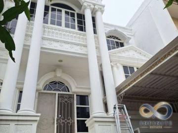 Rumah dijual di Pantai Indah Kapuk, Jakarta Utara