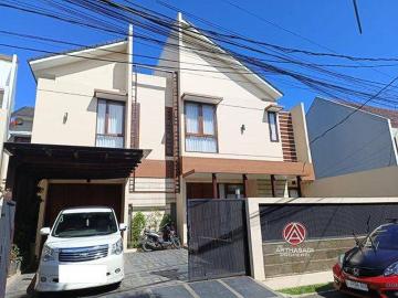 Rumah dijual di Pejaten, Jakarta Selatan
