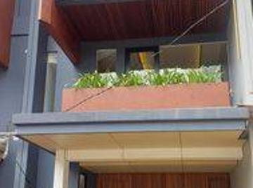 Rumah dijual di Permata Buana, Jakarta Barat