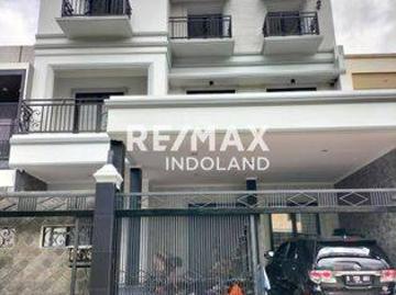 Rumah dijual di Puri Indah, Jakarta Barat