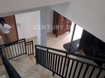 Rumah dijual di Puri Indah, Jakarta Barat