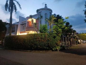 Rumah dijual di Puri Indah, Jakarta Barat