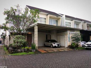 Rumah dijual di Wiyung, Surabaya