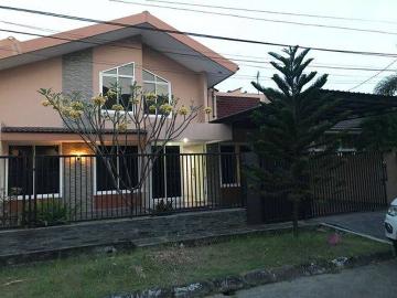 Rumah dijual di Wiyung, Surabaya