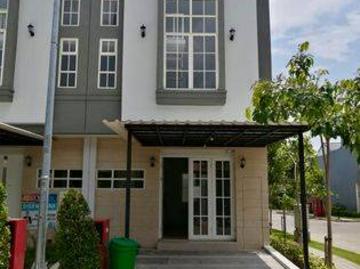 Rumah dijual di Wisata Bukit Mas, Surabaya