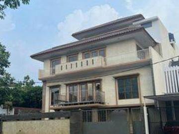 Rumah dijual di Taman Meruya, Jakarta Barat
