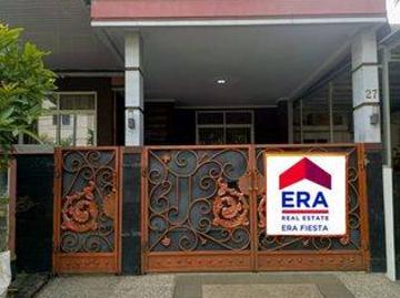 Rumah dijual di Taman Royal, Tangerang