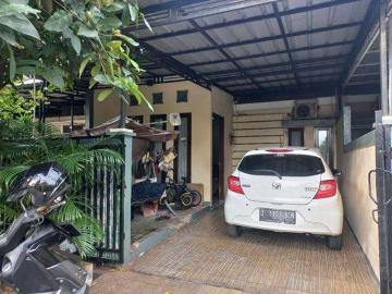 Rumah dijual di Taman Royal, Tangerang
