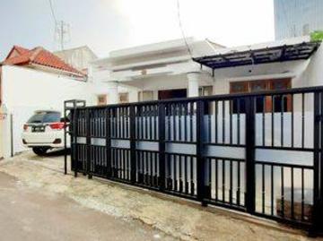 Rumah dijual di Tanjung Barat, Jakarta Selatan