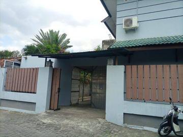 Rumah disewa di Caturtunggal, Sleman