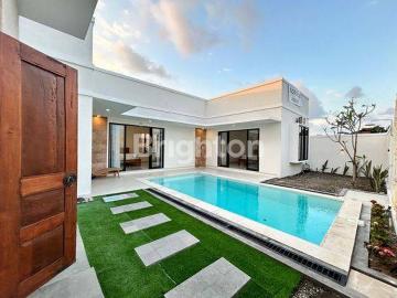 Rumah disewa di Canggu, Badung
