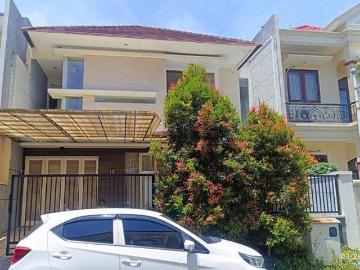 Rumah disewa di Citraland, Surabaya
