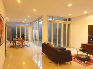 Rumah disewa di Bangka, Jakarta Selatan