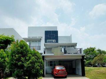 Rumah disewa di Bintaro, Tangerang Selatan