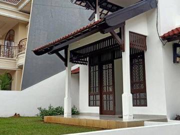 Rumah disewa di Bintaro, Jakarta Selatan