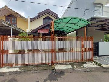 Rumah disewa di Bintaro, Jakarta Selatan