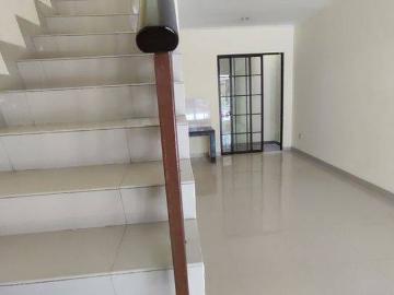 Rumah disewa di Green Lake City, Jakarta Barat