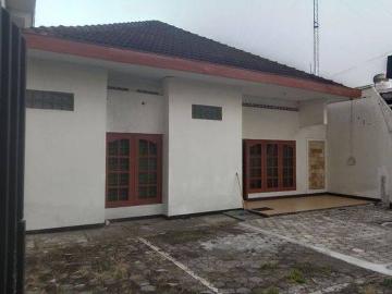 Rumah disewa di Depok, Sleman
