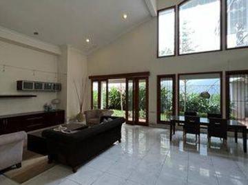 Rumah disewa di Kebayoran Baru, Jakarta Selatan