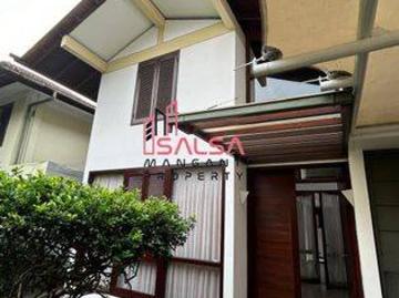 Rumah disewa di Kebayoran Baru, Jakarta Selatan