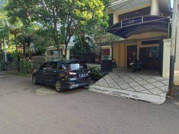 Rumah disewa di Kebayoran Baru, Jakarta Selatan
