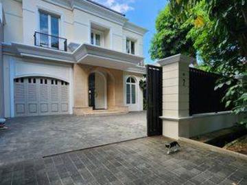 Rumah disewa di Kebayoran Baru, Jakarta Selatan