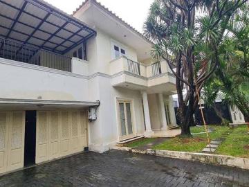 Rumah disewa di Kebayoran Baru, Jakarta Selatan