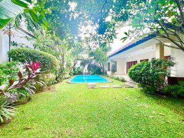 Rumah disewa di Kemang, Jakarta Selatan