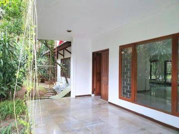 Rumah disewa di Kemang, Jakarta Selatan