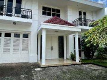 Rumah disewa di Kemang, Jakarta Selatan