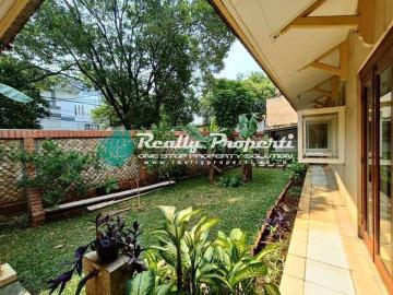 Rumah disewa di Jatiwaringin, Bekasi