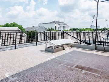 Rumah disewa di Lippo Cikarang, Cikarang