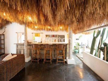Rumah disewa di Seminyak, Badung