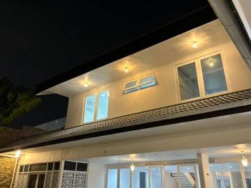 Rumah disewa di Senayan, Jakarta Selatan