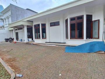 Rumah disewa di Senopati, Jakarta Selatan