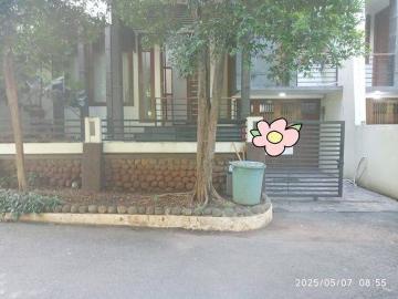 Rumah disewa di Pondok Pinang, Jakarta Selatan