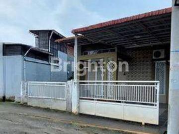 Rumah disewa di Payung Sekaki, Pekanbaru