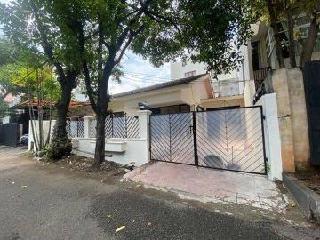 Rumah disewa di Pancoran, Jakarta Selatan