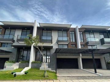 Rumah disewa di Pantai Indah Kapuk, Jakarta Utara