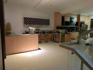 Rumah disewa di Pantai Indah Kapuk, Jakarta Utara