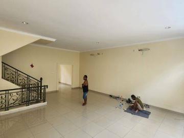 Rumah disewa di Pantai Indah Kapuk, Jakarta Utara