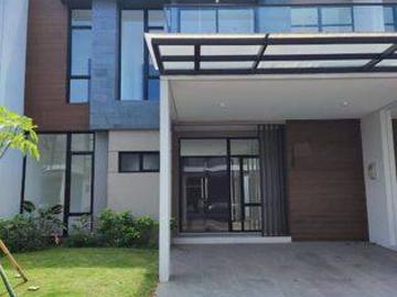 Rumah disewa di Pantai Indah Kapuk, Jakarta Utara