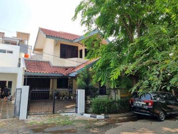 Rumah disewa di Pengadegan, Jakarta Selatan