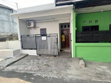 Rumah disewa di Pesanggrahan, Jakarta Barat