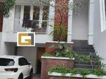 Rumah disewa di Pesanggrahan, Jakarta Selatan