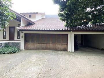 Rumah disewa di Pesanggrahan, Jakarta Selatan