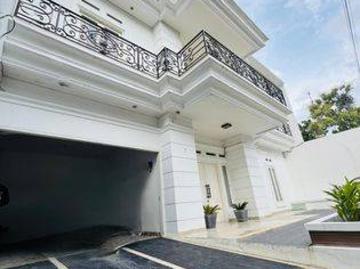 Rumah disewa di Pesanggrahan, Jakarta Selatan
