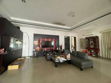 Rumah disewa di Pluit, Jakarta Utara