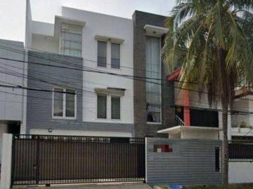 Rumah disewa di Pluit, Jakarta Utara